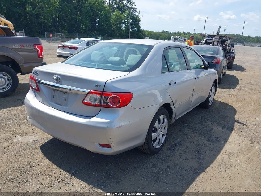 Vin: 2t1bu4ee1cc796549, lot: 46209275, toyota corolla le 20124