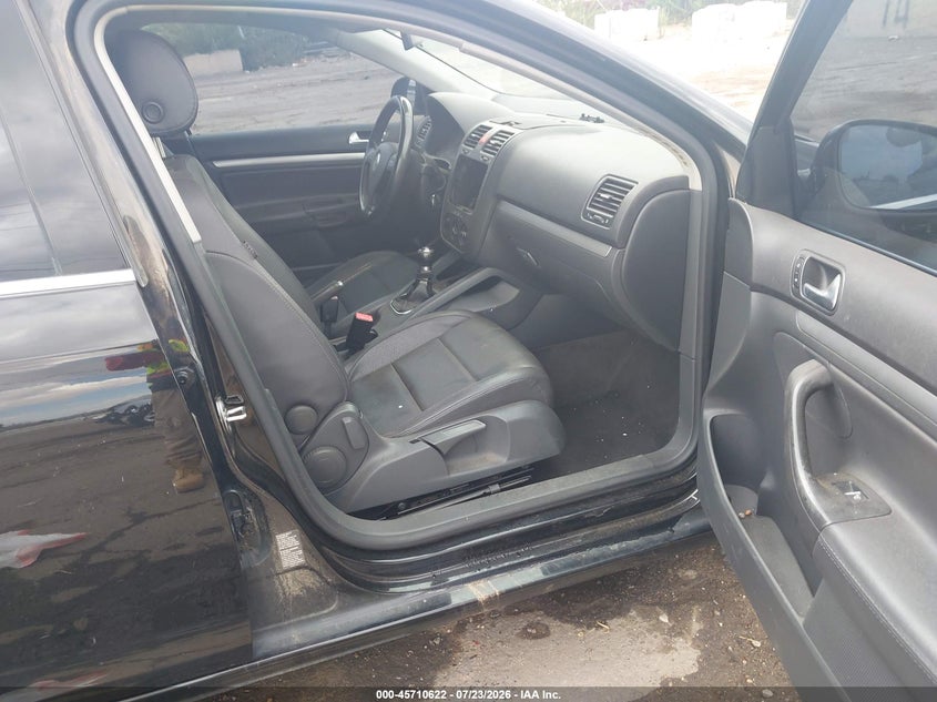 2006 VOLKSWAGEN JETTA auction photo 5