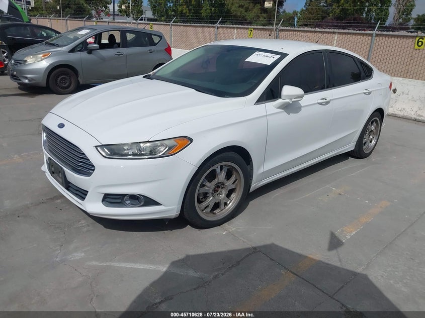 2014 FORD FUSION auction photo 2