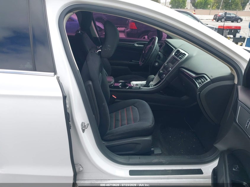 2014 FORD FUSION auction photo 5