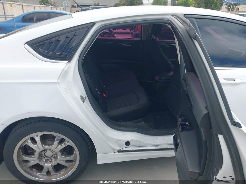 2014 FORD FUSION auction photo 8