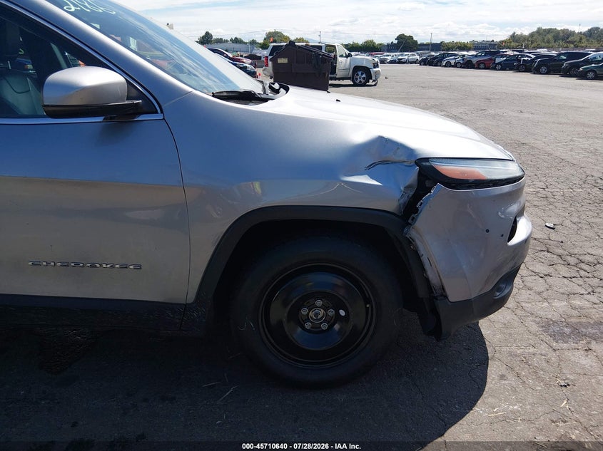 2014 JEEP CHEROKEE auction photo 6