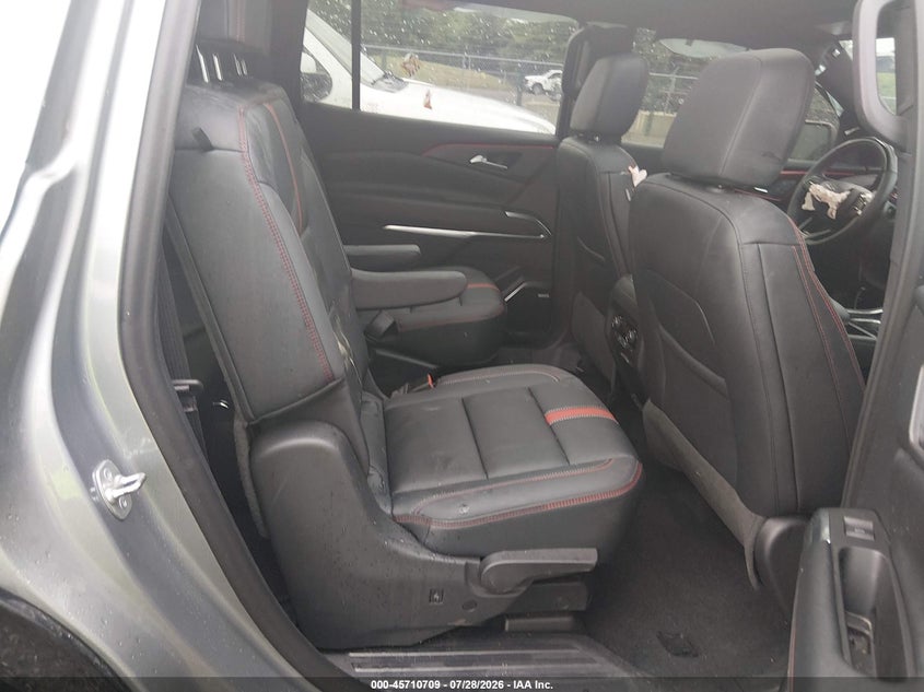 2024 CHEVROLET TRAVERSE auction photo 8