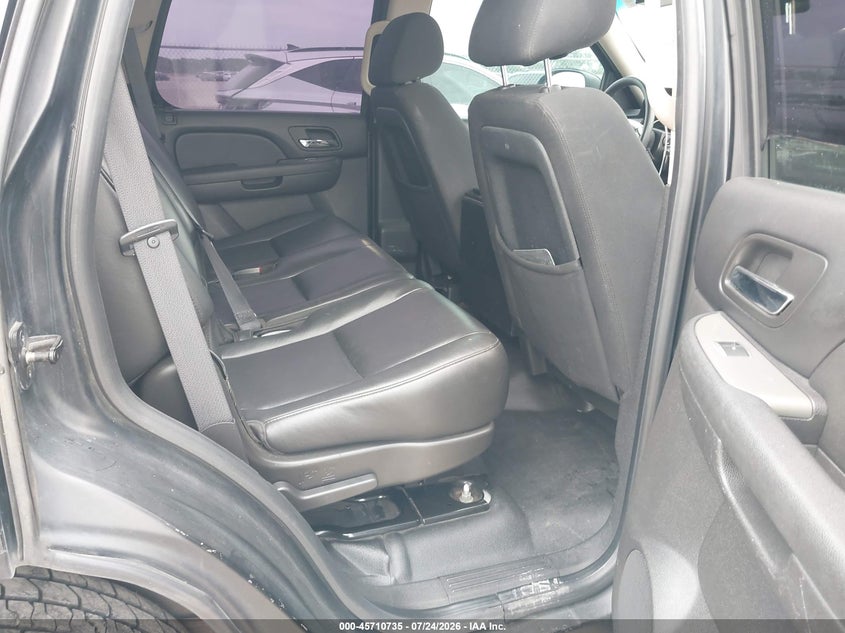 2010 CHEVROLET TAHOE auction photo 8