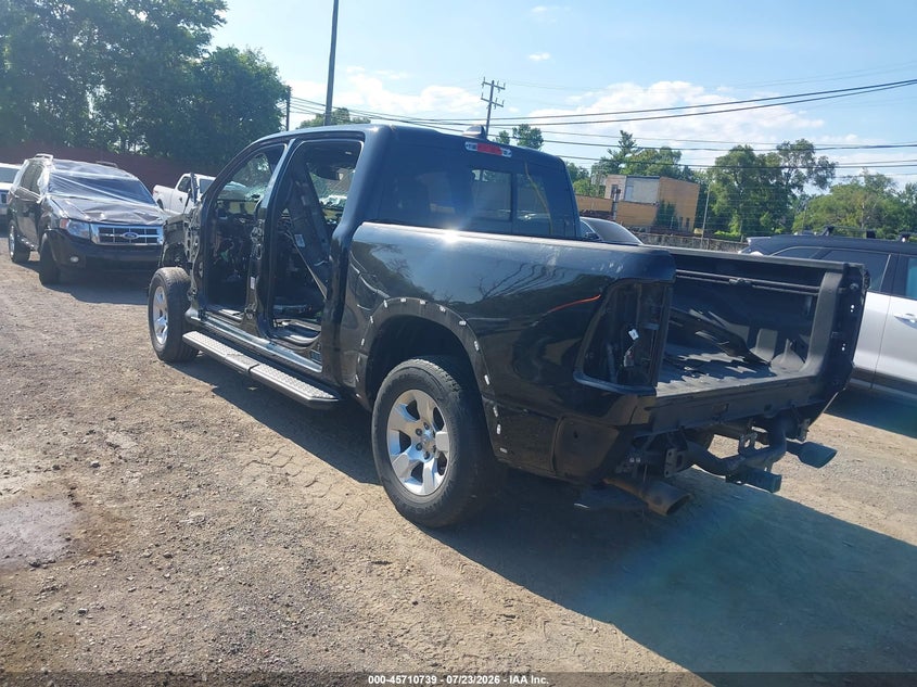 Vin: 1c6srfjt6nn258681, lot: 46209394, ram 1500 laramie  4x4 5'7 box 20223