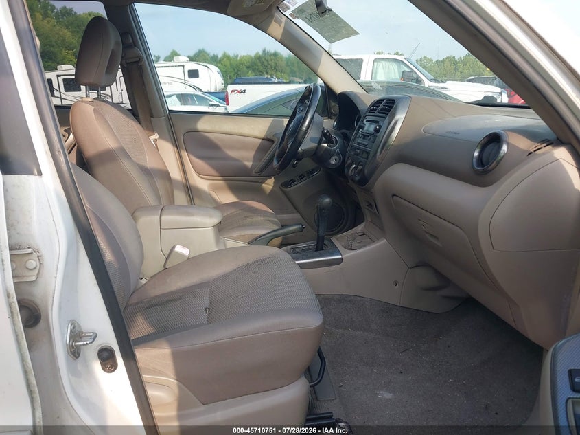 2004 TOYOTA RAV4 auction photo 5