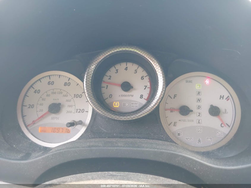 2004 TOYOTA RAV4 auction photo 7