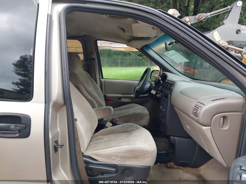2004 CHEVROLET VENTURE auction photo 5