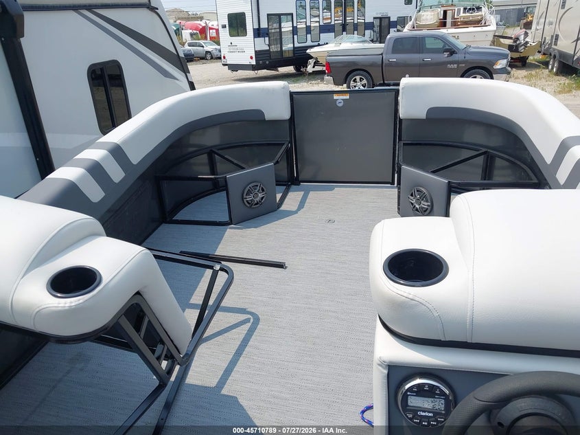 2026 GODFREY PONTOON auction photo 8