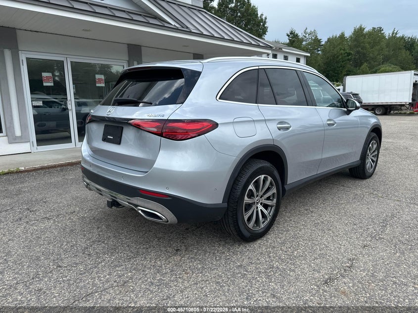 2023 MERCEDES-BENZ GLC 300 auction photo 4