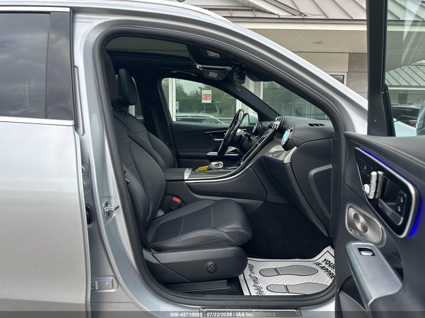 2023 MERCEDES-BENZ GLC 300 auction photo 5