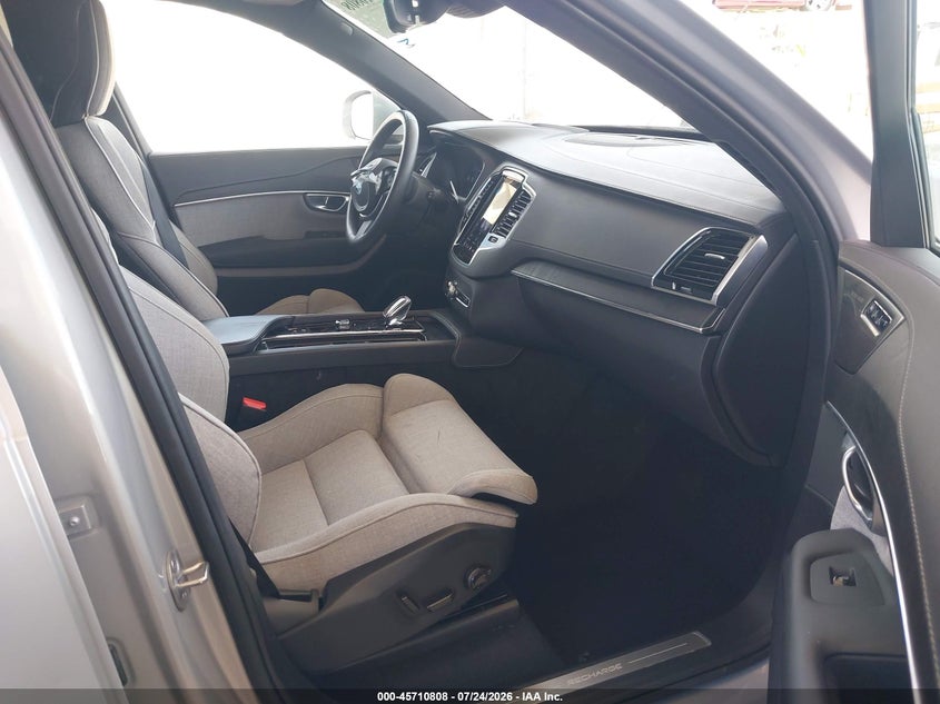 2024 VOLVO XC90 RECHARGE PLUG-IN HYBRID auction photo 5