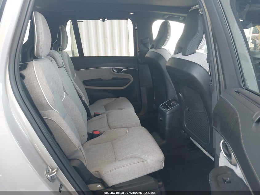 2024 VOLVO XC90 RECHARGE PLUG-IN HYBRID auction photo 8