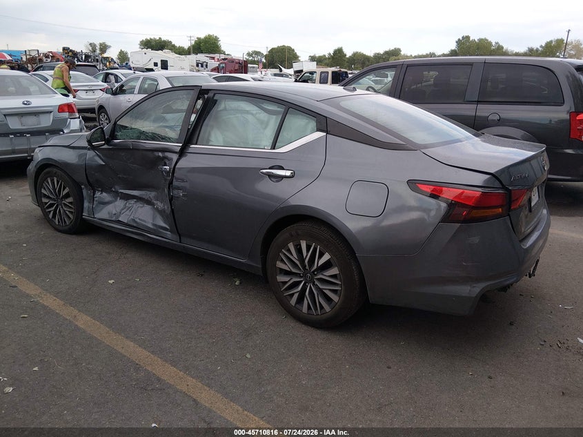 2024 NISSAN ALTIMA auction photo 3