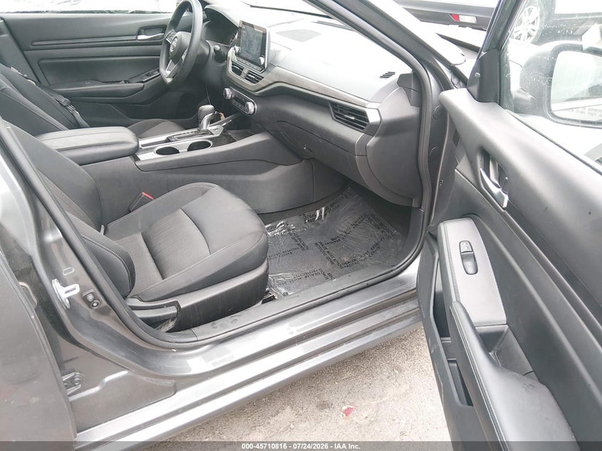 2024 NISSAN ALTIMA auction photo 5