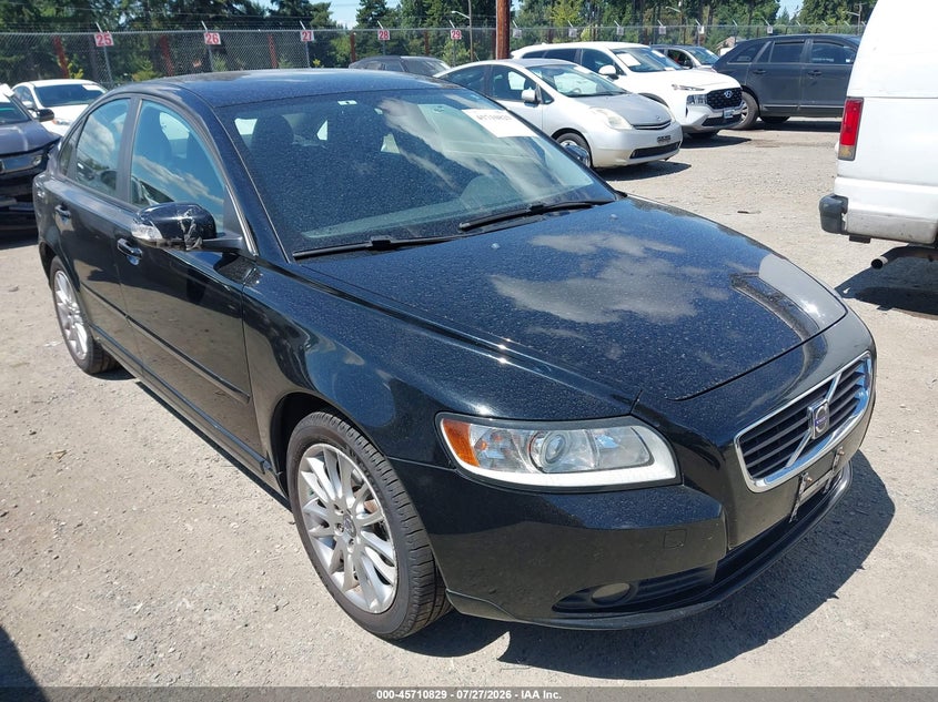 2010 VOLVO S40 auction photo 1
