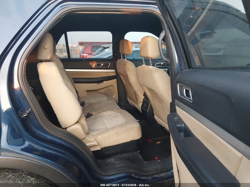 2017 FORD EXPLORER auction photo 8
