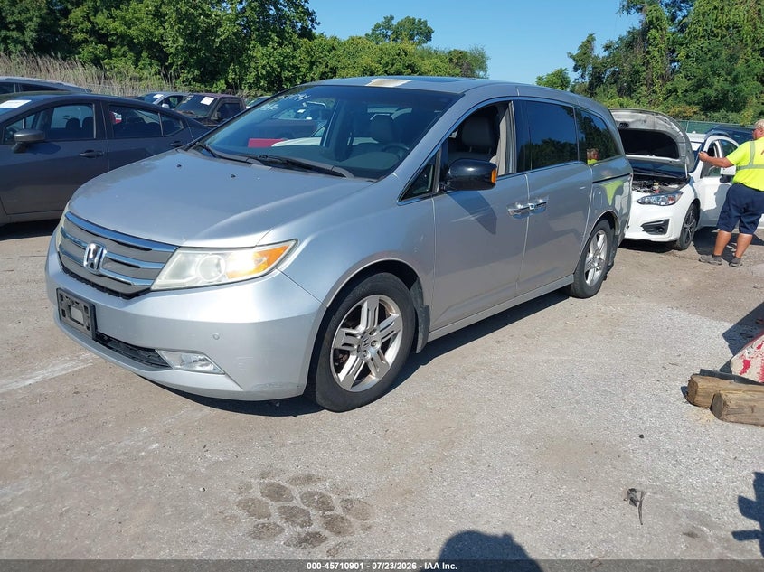 2011 HONDA ODYSSEY auction photo 2
