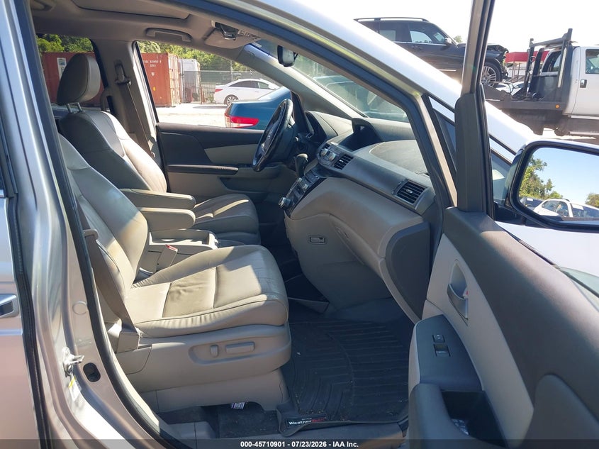 2011 HONDA ODYSSEY auction photo 5