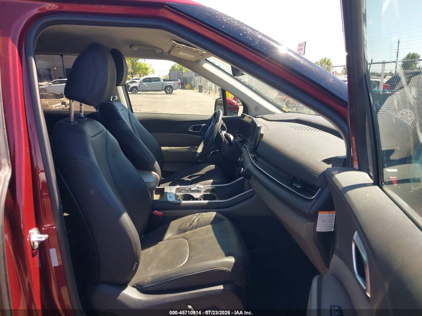 2025 KIA CARNIVAL MPV HYBRID auction photo 5