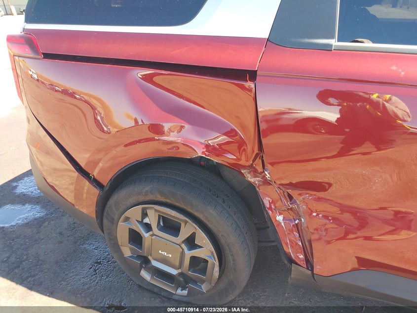 2025 KIA CARNIVAL MPV HYBRID auction photo 6