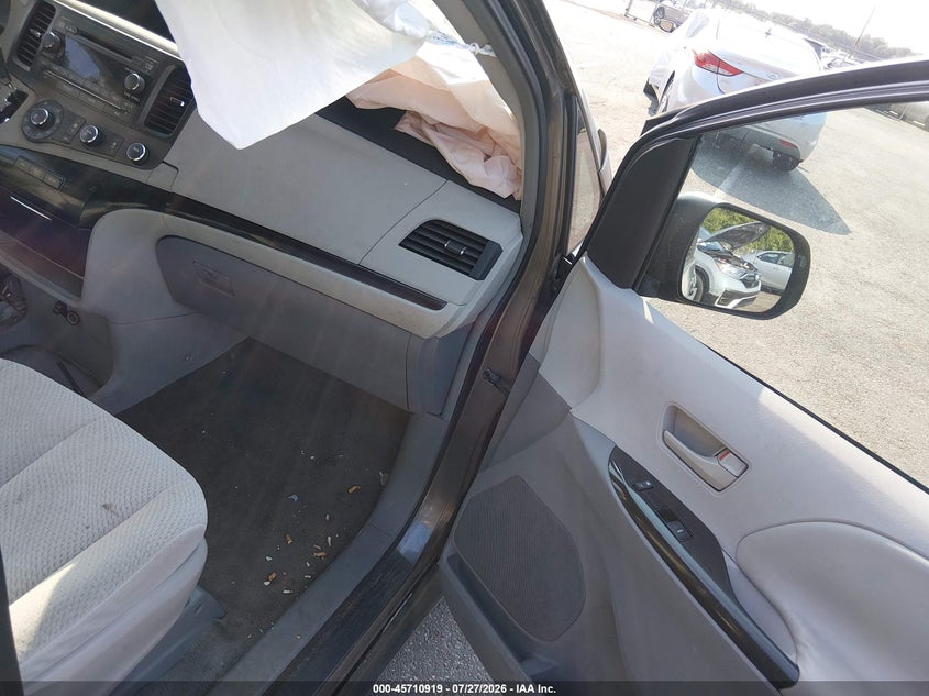 TOYOTA SIENNA 2011 VIN 5TDKK3DC9BS043731