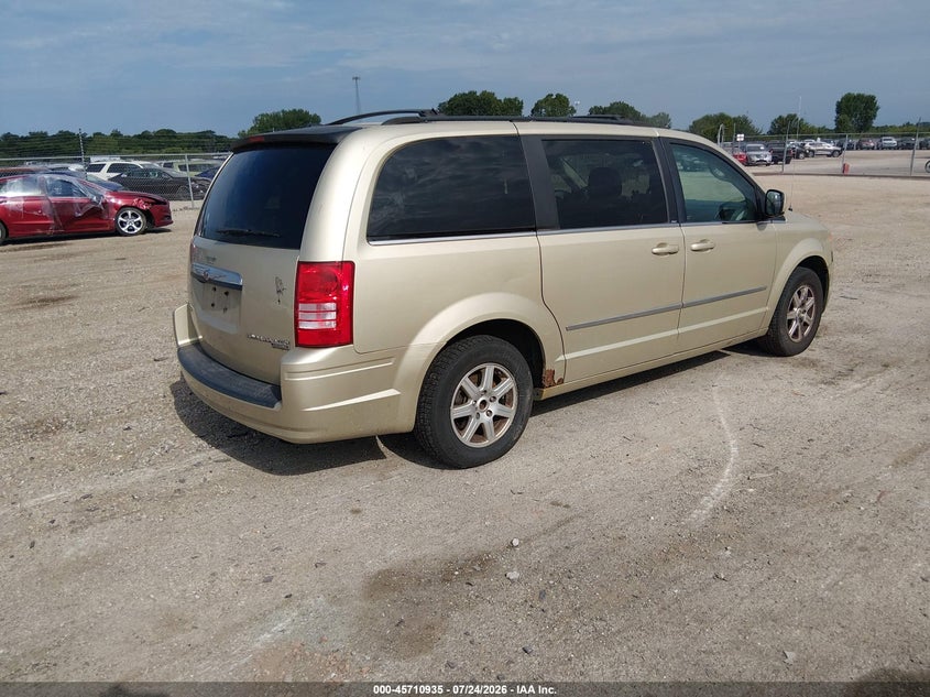 Vin: 2a4rr8dx8ar496198, lot: 46209591, chrysler town & country touring plus 20104