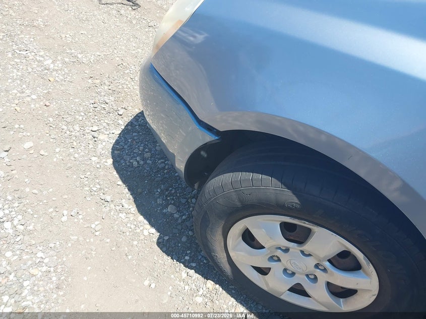 2008 KIA SEDONA auction photo 6