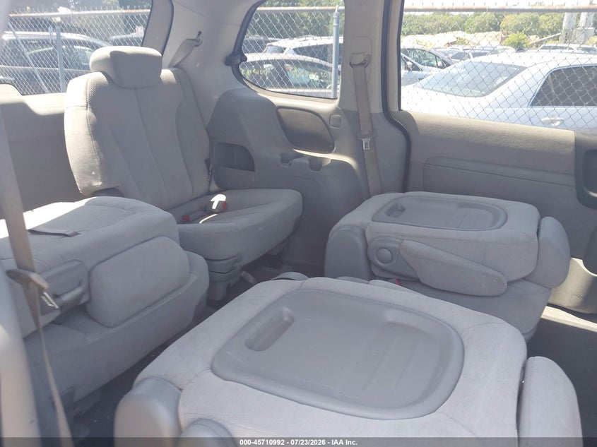 2008 KIA SEDONA auction photo 8