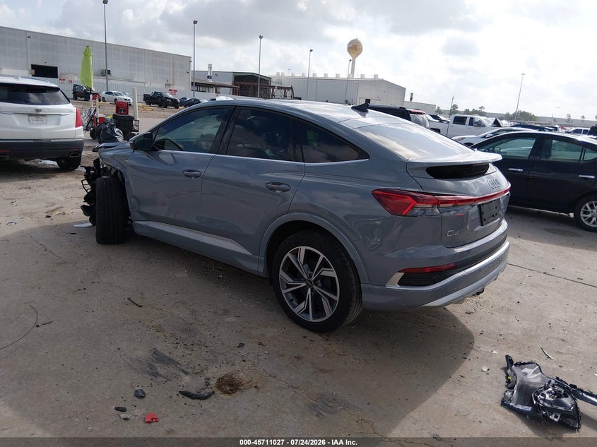 AUDI Q4 SPORTBACK E-TRON - zdjęcie 3