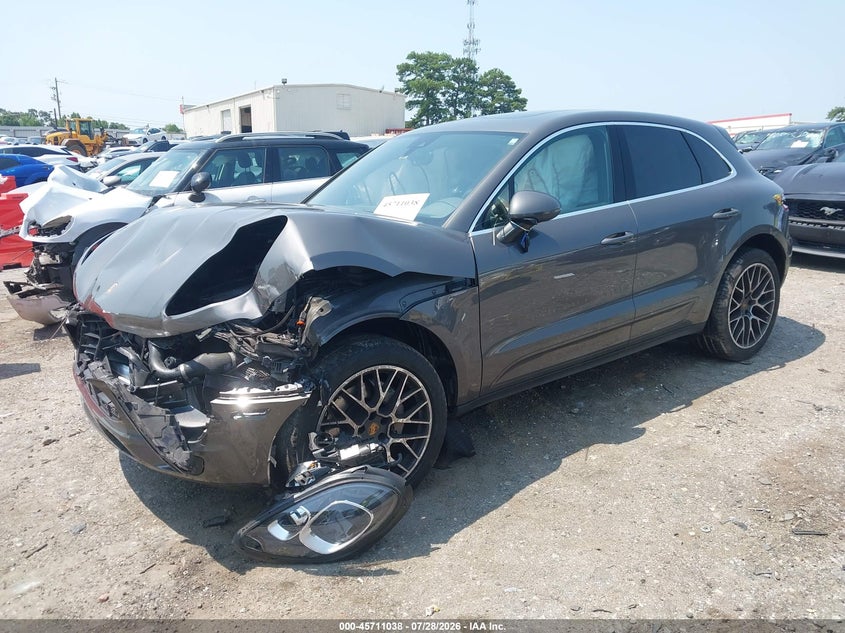 PORSCHE MACAN - zdjęcie 2