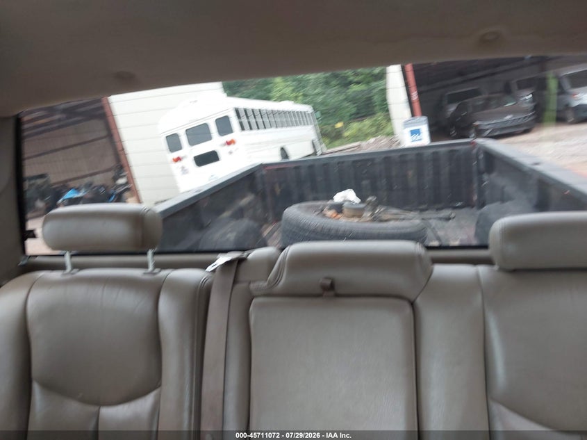 2006 GMC SIERRA 3500 auction photo 6