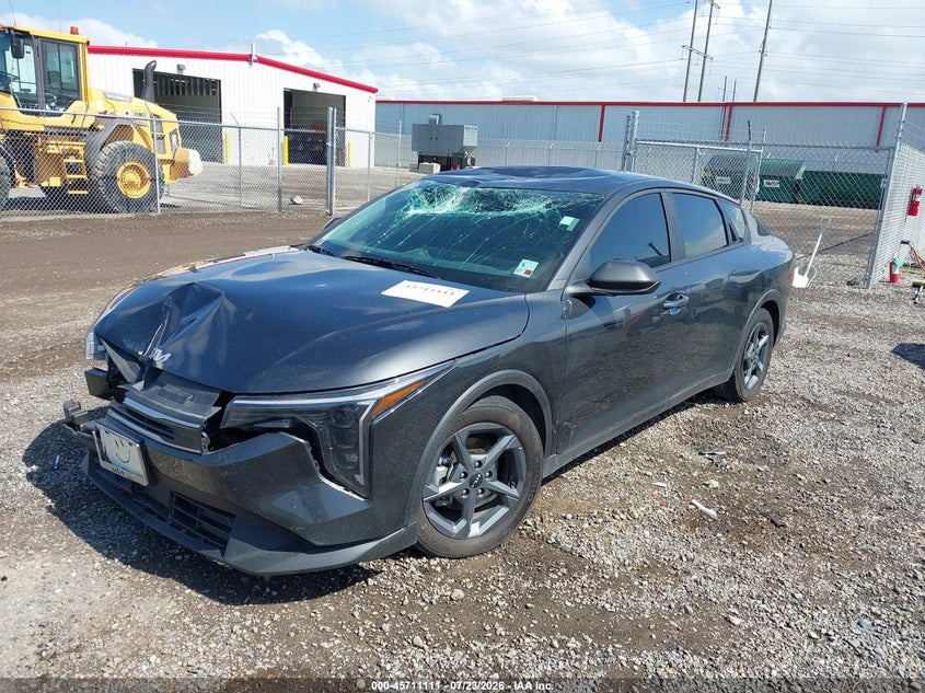 Vin: 3kpft4de1se220174, lot: 46209767, kia k4 lxs 20252