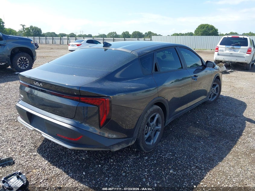 Vin: 3kpft4de1se220174, lot: 46209767, kia k4 lxs 20254