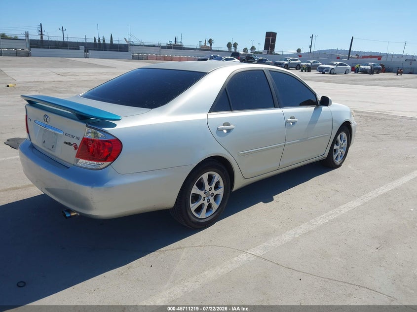 2005 TOYOTA CAMRY auction photo 4