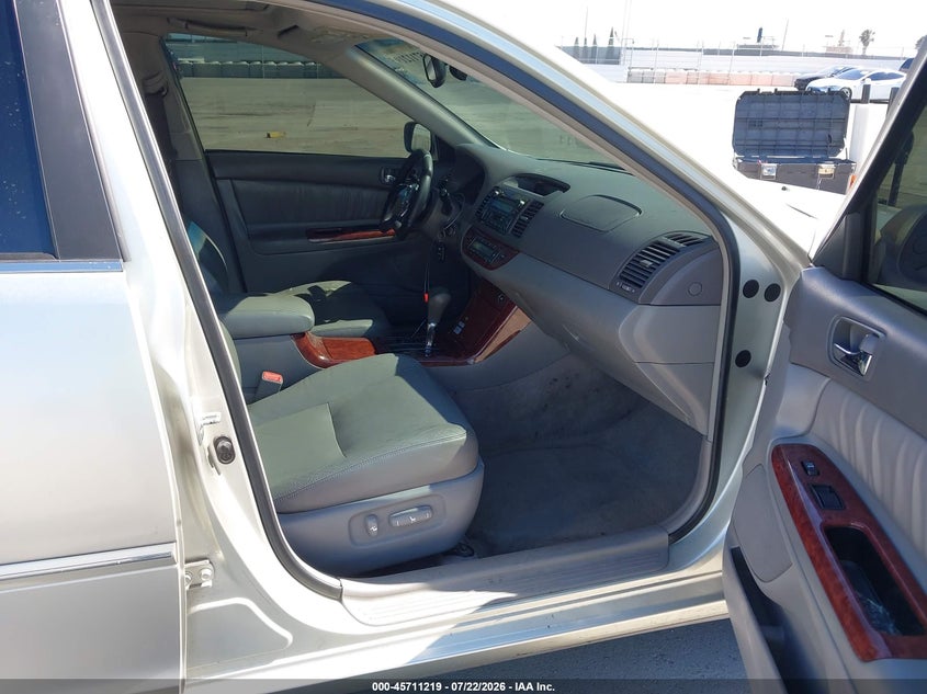 2005 TOYOTA CAMRY auction photo 5