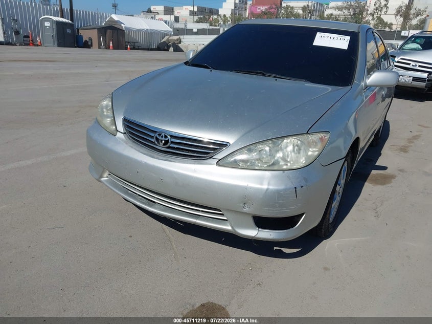 2005 TOYOTA CAMRY auction photo 6