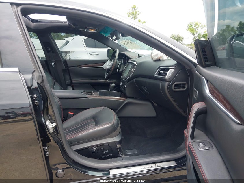 MASERATI GHIBLI 2015 VIN ZAM57RTAXF1143403