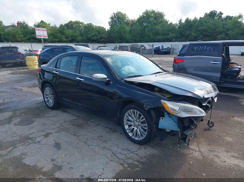 2013 CHRYSLER 200 auction photo 1