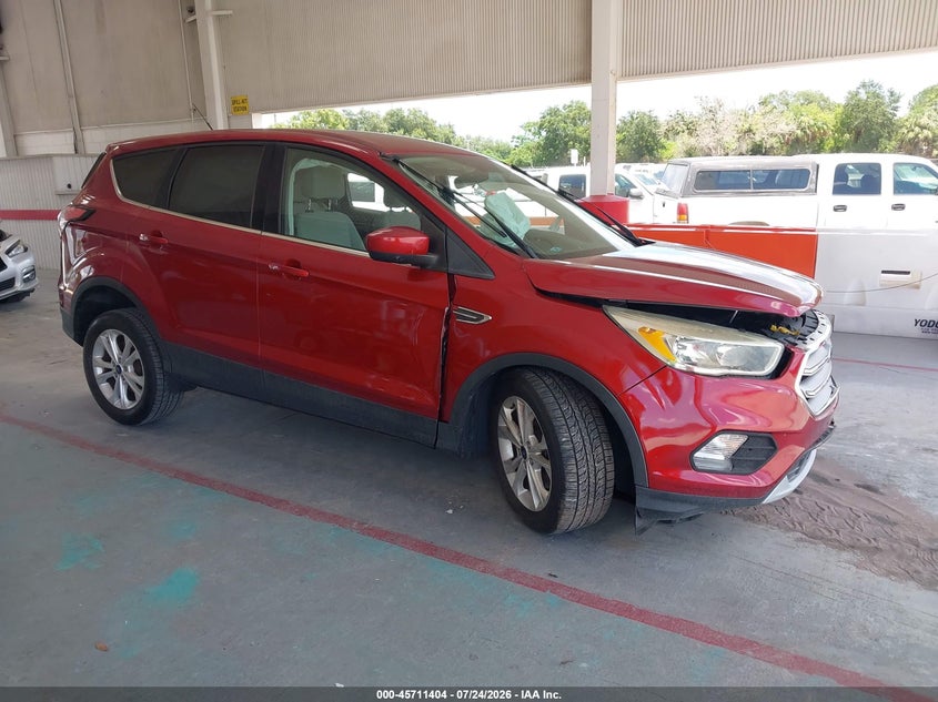 2017 FORD ESCAPE auction photo 1