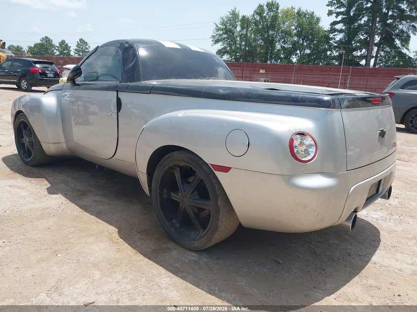 2005 CHEVROLET SSR auction photo 3