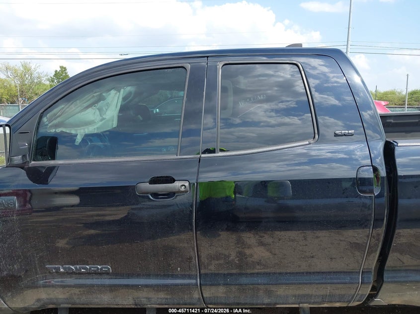 TOYOTA TUNDRA - zdjęcie 15
