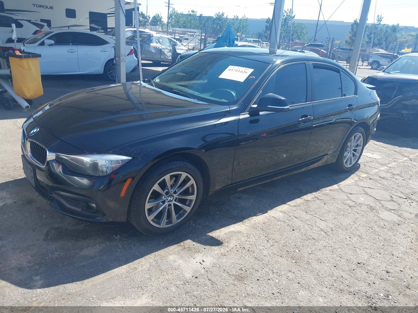 Vin: wba8e1g50hnu15228, lot: 46210082, bmw 320i 20172