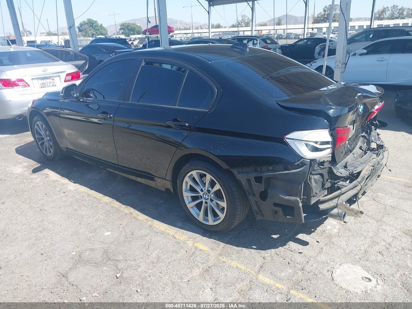 Vin: wba8e1g50hnu15228, lot: 46210082, bmw 320i 20173