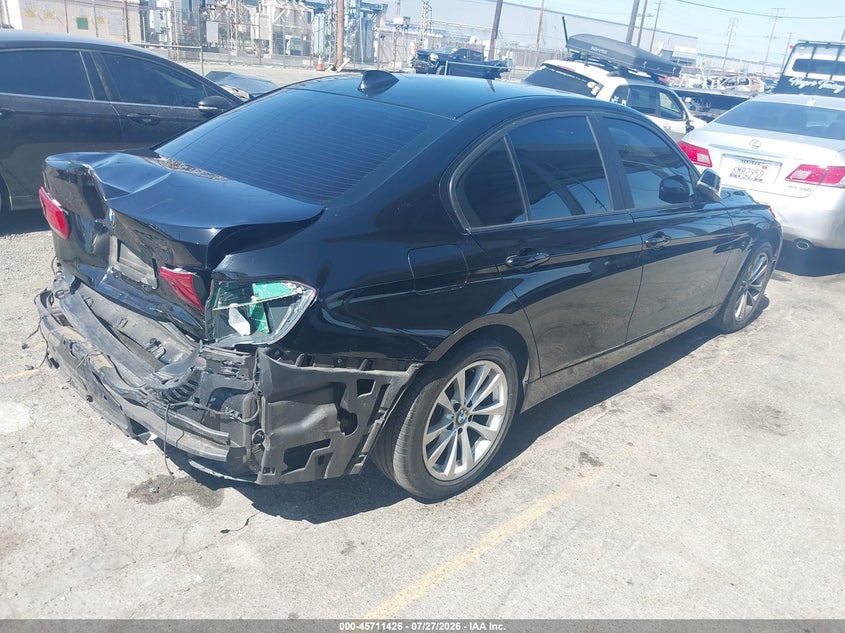 Vin: wba8e1g50hnu15228, lot: 46210082, bmw 320i 20174