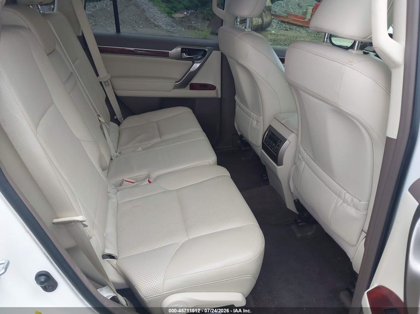 2013 LEXUS GX 460 auction photo 8