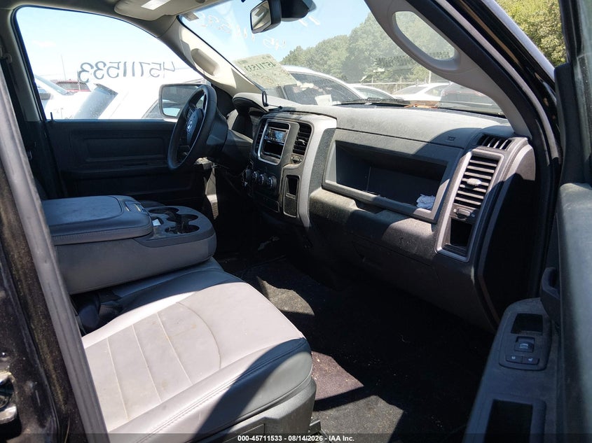 2018 RAM 1500 auction photo 5