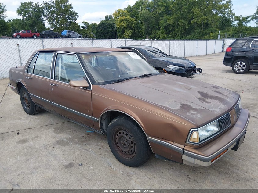 1989 OLDSMOBILE DELTA 88 auction photo 1