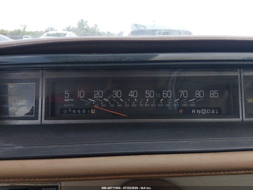 1989 OLDSMOBILE DELTA 88 auction photo 5
