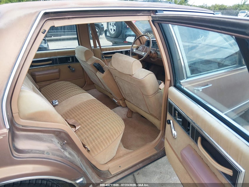 1989 OLDSMOBILE DELTA 88 auction photo 6